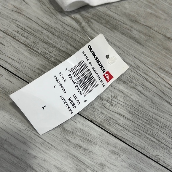 Quicksilver Tee Shirt - Picture 8 of 8